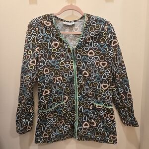 Peaches Uniforms Womens Heart Print Scrub Jacket